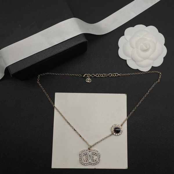 women's unique necklace designer jewelry necklace women's luxury and gorgeous letter jewelry pearl necklace party, Silver
women's unique necklace designer jewelry necklace women's luxury and gorgeous letter jewelry pearl necklace party, Silver