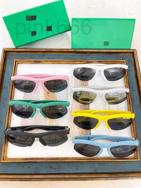 sunglasses designer new ins fashion blogger same style street shooting personalized stereoscopic sunglasses female al82, White;black
sunglasses designer new ins fashion blogger same style street shooting personalized stereoscopic sunglasses female al82, White;black