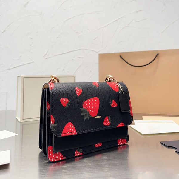 luxury klare bag designer leather fashion coabag wallet square women's travel handbags brand metal sign shoulder clutch bags for women
luxury klare bag designer leather fashion coabag wallet square women's travel handbags brand metal sign shoulder clutch bags for women