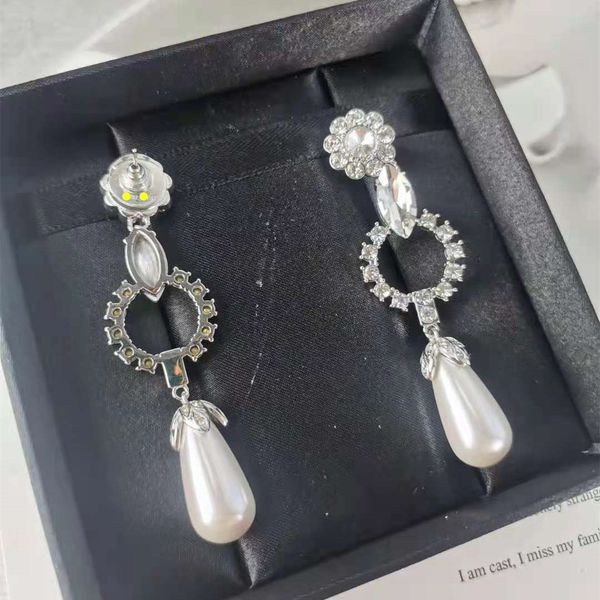 brand designer charm earrings spring 18k gold monogram earrings women gift love 925 silver stud earrings stainless steel classic design fami, Golden
brand designer charm earrings spring 18k gold monogram earrings women gift love 925 silver stud earrings stainless steel classic design fami, Golden