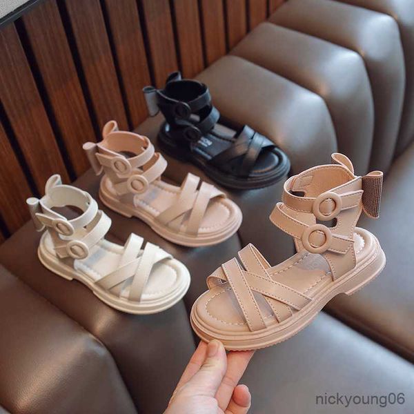 sandals girls solid color simple cross open toe children sandals with bow hook loop 2023 summer new non slip kids casual shoes r230529, Black;red
sandals girls solid color simple cross open toe children sandals with bow hook loop 2023 summer new non slip kids casual shoes r230529, Black;red