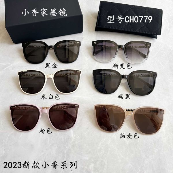 fashion frames 2023 xiaoxiang new model 0779 plate material mirror leg weaving women's sunglasses glasses pair, White;black
fashion frames 2023 xiaoxiang new model 0779 plate material mirror leg weaving women's sunglasses glasses pair, White;black