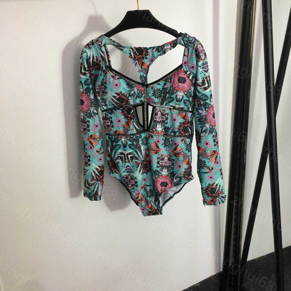 23ss swimwear womens swimwear womens bikini designer bathing suit bikini vintage floral print long-sleeved one-piece women clothes high qual, White;black
23ss swimwear womens swimwear womens bikini designer bathing suit bikini vintage floral print long-sleeved one-piece women clothes high qual, White;black