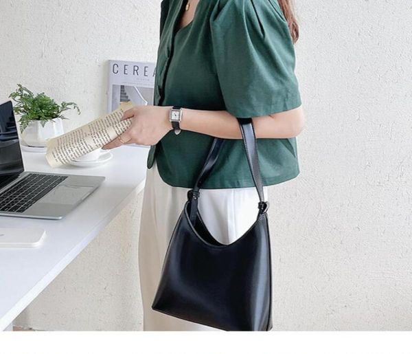2022 new fashion women wallet men039s leather with wallets for men purse fashion men wallets women handbag bags evening bags 883082665206, Red;black
2022 new fashion women wallet men039s leather with wallets for men purse fashion men wallets women handbag bags evening bags 883082665206, Red;black
