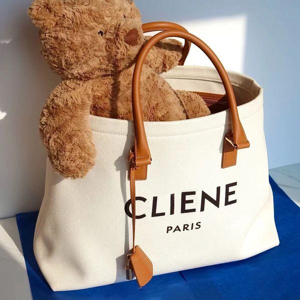 classic luxury designers clutch bag triomphe canvas womens handbags canvas fashion raffias totes shoulder bag large cross body famous mens v
classic luxury designers clutch bag triomphe canvas womens handbags canvas fashion raffias totes shoulder bag large cross body famous mens v