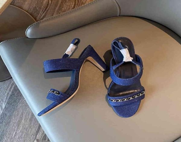 2022 new style small fragrance thick heel denim sandals c family chain belt high heels women039s flat button single shoes9809385, Black
2022 new style small fragrance thick heel denim sandals c family chain belt high heels women039s flat button single shoes9809385, Black