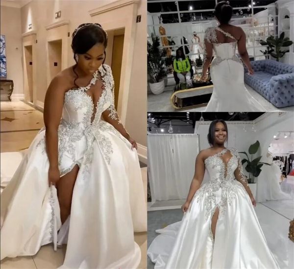 white plus size arabic aso ebi crystals wedding dress high split sparkly black girl one shoulder satin bridal gowns
white plus size arabic aso ebi crystals wedding dress high split sparkly black girl one shoulder satin bridal gowns