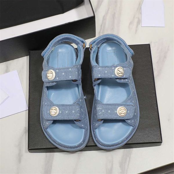 fashion women's sandals 2023 channel luxury brand letter logo summer women's high heels men's casual student flats 014-012, Black
fashion women's sandals 2023 channel luxury brand letter logo summer women's high heels men's casual student flats 014-012, Black