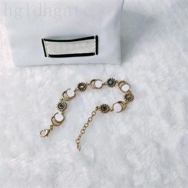 bracelet designer gemstone inlay mens bracelets jewlery letter punk little daisy flower charms bracelet designer for woman gold plated zb028, Golden;silver
bracelet designer gemstone inlay mens bracelets jewlery letter punk little daisy flower charms bracelet designer for woman gold plated zb028, Golden;silver