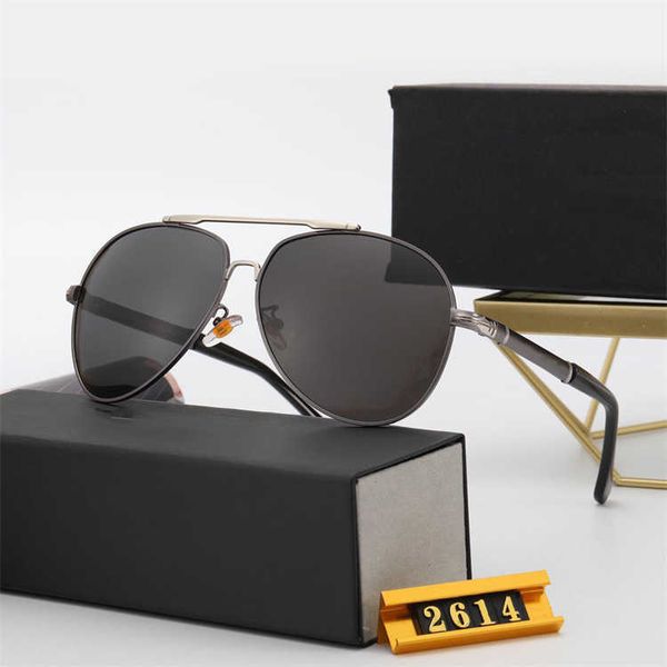 2022 men's fashion metal polarized driving sunglasses cycling fishing trend sunglasses 2614, White;black
2022 men's fashion metal polarized driving sunglasses cycling fishing trend sunglasses 2614, White;black