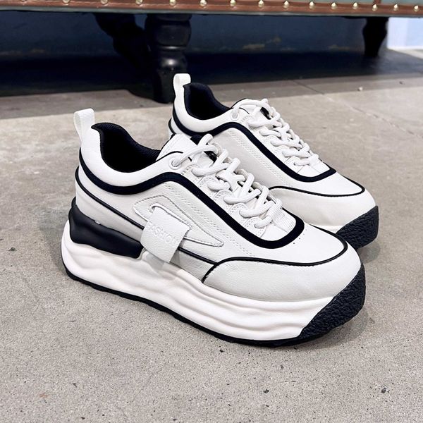 2022 spring ins tide thick sole leather dissolved shoes round head casual high single shoes small white shoes
2022 spring ins tide thick sole leather dissolved shoes round head casual high single shoes small white shoes