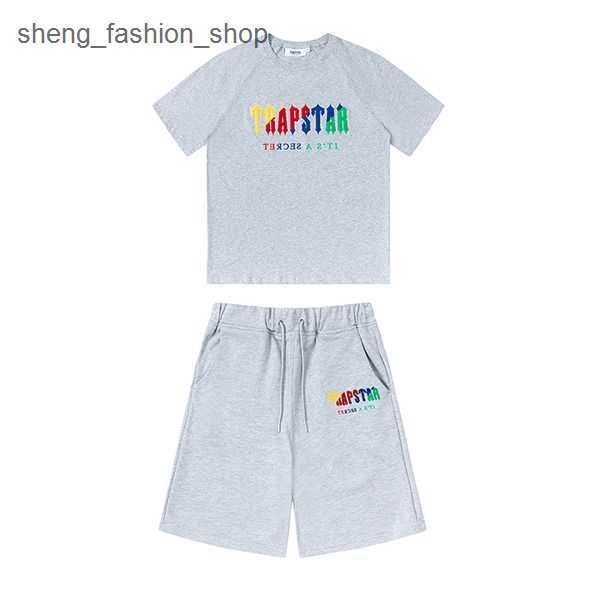 2023 designer shirt trapstar london suit chest towel embroidery mens t and shorts casual street shirts british fashion 6 n3cl, White;black
2023 designer shirt trapstar london suit chest towel embroidery mens t and shorts casual street shirts british fashion 6 n3cl, White;black