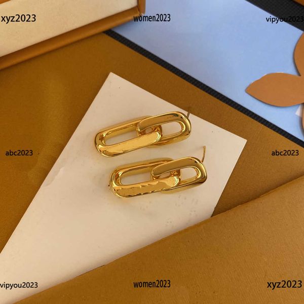 women designer earrings fashion luxury chain shape design hoop & huggie golden jewelry #including brand box new arrival, Golden;silver
women designer earrings fashion luxury chain shape design hoop & huggie golden jewelry #including brand box new arrival, Golden;silver