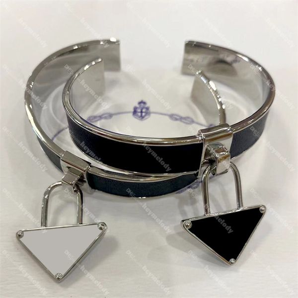 luxury triangle pendant bracelets metal lock designer bangle men women open bangles with box, Golden;silver
luxury triangle pendant bracelets metal lock designer bangle men women open bangles with box, Golden;silver