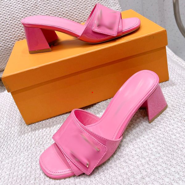 2023 fashion slippers for women fashion luxury floral striped pantoufle summer rubber fabric flats flip flops sliders designer slides sandal, Black
2023 fashion slippers for women fashion luxury floral striped pantoufle summer rubber fabric flats flip flops sliders designer slides sandal, Black