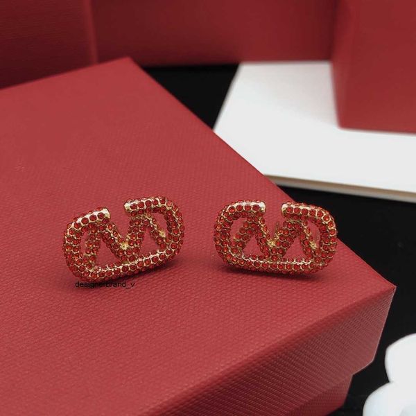 2023 earrings designer women stud luxury valentinoity gold heart shape gold double v letter jewelry classic ah2b, Golden;silver
2023 earrings designer women stud luxury valentinoity gold heart shape gold double v letter jewelry classic ah2b, Golden;silver