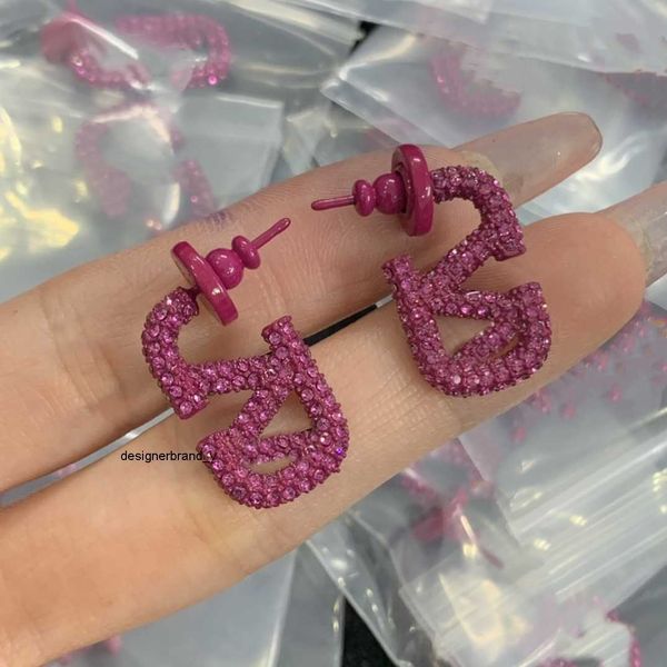 women designer stud luxury style simple v love couple earrings for valentinoity lady party wedding gifts wholesale kh4g, Golden;silver
women designer stud luxury style simple v love couple earrings for valentinoity lady party wedding gifts wholesale kh4g, Golden;silver