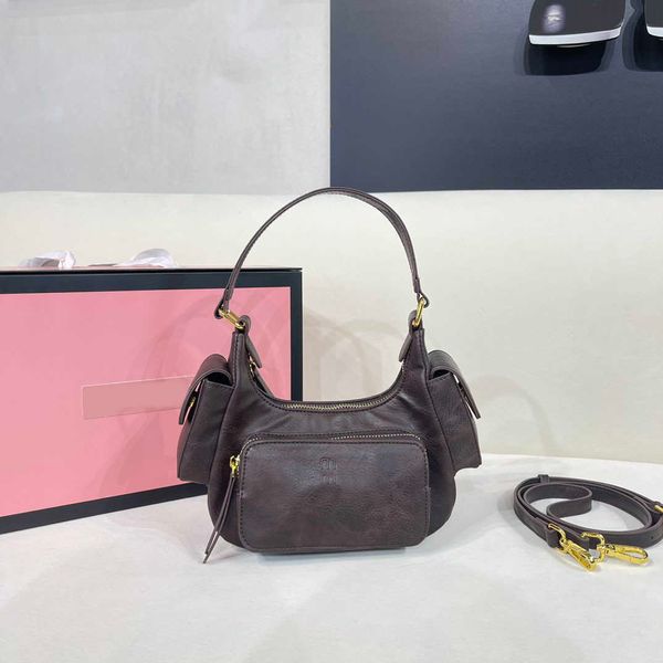vintage tote women men motorcycle bag luxurys handbag classic designer shoulder bags lady retro high-capacity crossbody handbags 230524
vintage tote women men motorcycle bag luxurys handbag classic designer shoulder bags lady retro high-capacity crossbody handbags 230524