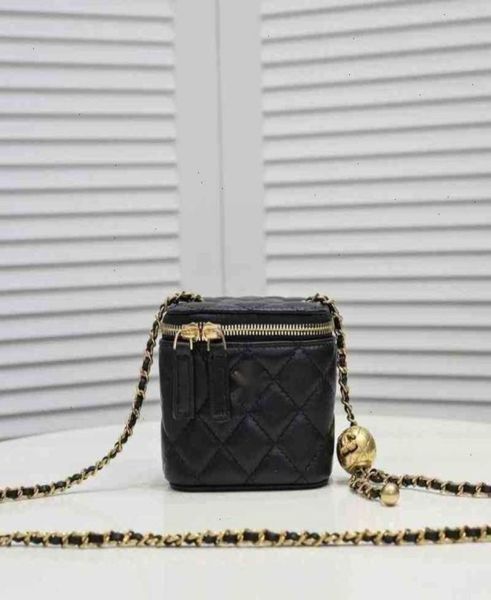 evening bags brand design woman039s quilted shoulder chain bag lambskin handbag vintage messenger bags caviar leather le boy 22151411
evening bags brand design woman039s quilted shoulder chain bag lambskin handbag vintage messenger bags caviar leather le boy 22151411