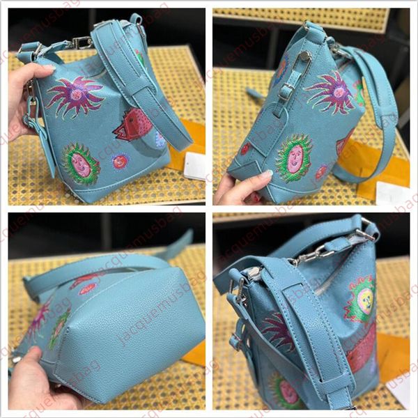 yk hobo cruiser bag designer l handbag my eternal soul series tote men shoulder crossbody bags women quality monograms face pattern messenge
yk hobo cruiser bag designer l handbag my eternal soul series tote men shoulder crossbody bags women quality monograms face pattern messenge