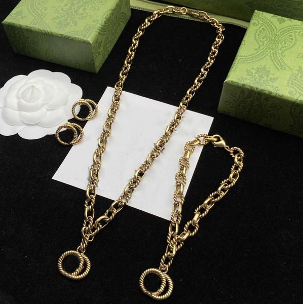 pendant necklaces fashion designer letter for couple retro hip hop lovers gift personality silver plated chain jewelry breathable design 68e 
pendant necklaces fashion designer letter for couple retro hip hop lovers gift personality silver plated chain jewelry breathable design 68e