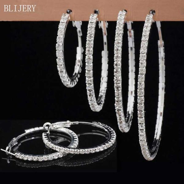 stud blijery fashion full rhinestone circle earrings classic big circle earrings goldsilver color crystal hoop earrings for women j230529, Golden;silver
stud blijery fashion full rhinestone circle earrings classic big circle earrings goldsilver color crystal hoop earrings for women j230529, Golden;silver