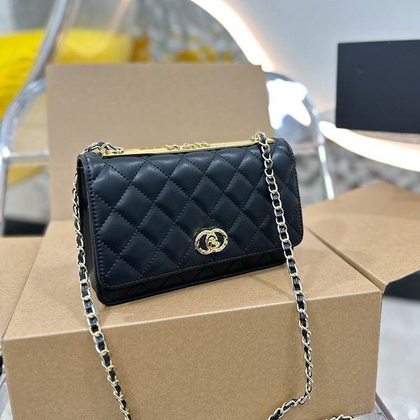 luxury classic designer crossbody mini woc flap gold circle logo bags tote handbag women's card wallet purse bag grained calfskin lamin
luxury classic designer crossbody mini woc flap gold circle logo bags tote handbag women's card wallet purse bag grained calfskin lamin