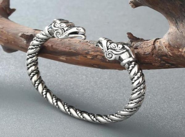 bangle antique ed gryphon bangles for men viking slavic mythical animal punk chirstmas birthday party jewelry gift5836822, Black
bangle antique ed gryphon bangles for men viking slavic mythical animal punk chirstmas birthday party jewelry gift5836822, Black