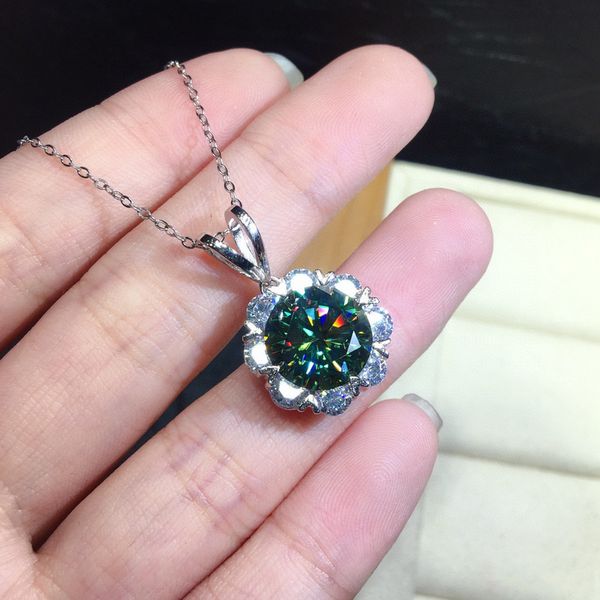 vintage flower 2ct aaaaa green zircon pendant silver color moissanite wedding pendants choker necklace for women jewelry
vintage flower 2ct aaaaa green zircon pendant silver color moissanite wedding pendants choker necklace for women jewelry