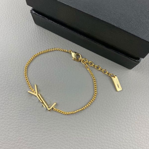 designer bracelet gold chain nail bracelet tennis bracelet letter pendant y bracelet for women charm earring wedding valentines day gift g22, Black
designer bracelet gold chain nail bracelet tennis bracelet letter pendant y bracelet for women charm earring wedding valentines day gift g22, Black