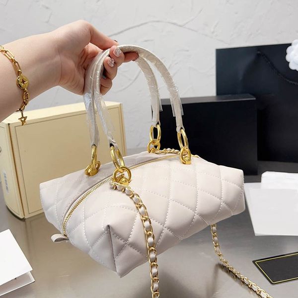 new style women luxury small square bag mini everything diamond lattice leather vintage handbag classic portable shoulder bag crossbody suit
new style women luxury small square bag mini everything diamond lattice leather vintage handbag classic portable shoulder bag crossbody suit