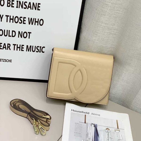 designer crossbody bags women shoulder bags d luxury purse leather box handbag square bag wallets 230524
designer crossbody bags women shoulder bags d luxury purse leather box handbag square bag wallets 230524