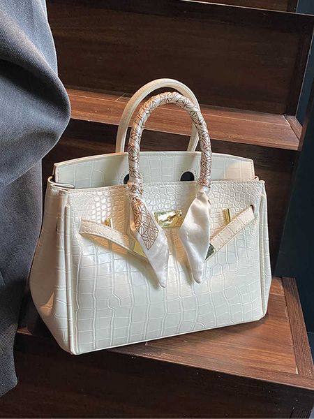 fashion h ermess bags high end bag for women in 2023 summer fashionable and versatile portable shoulder bag small and simple crossbody bag
fashion h ermess bags high end bag for women in 2023 summer fashionable and versatile portable shoulder bag small and simple crossbody bag