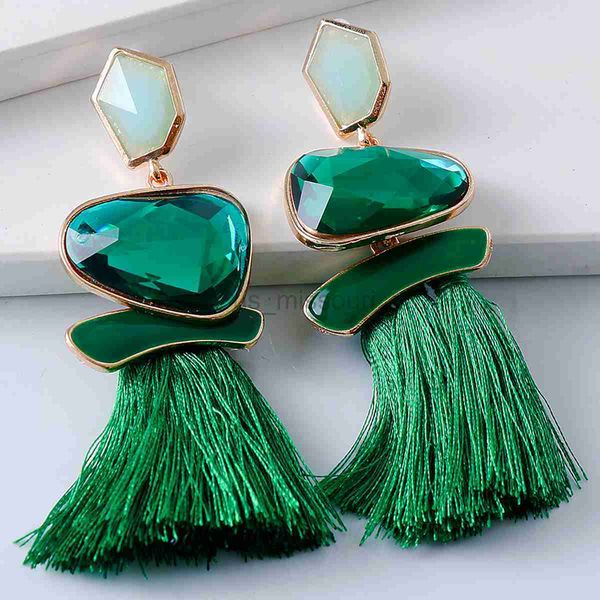 stud long green tassel resin earrings fashionable women earrings for party prom j230529, Golden;silver
stud long green tassel resin earrings fashionable women earrings for party prom j230529, Golden;silver
