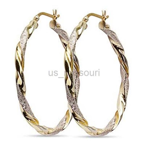 stud huitan simple stylish women twist hoop earrings gold color delicate gifts versatile style female earring trendy jewelry j230529, Golden;silver
stud huitan simple stylish women twist hoop earrings gold color delicate gifts versatile style female earring trendy jewelry j230529, Golden;silver