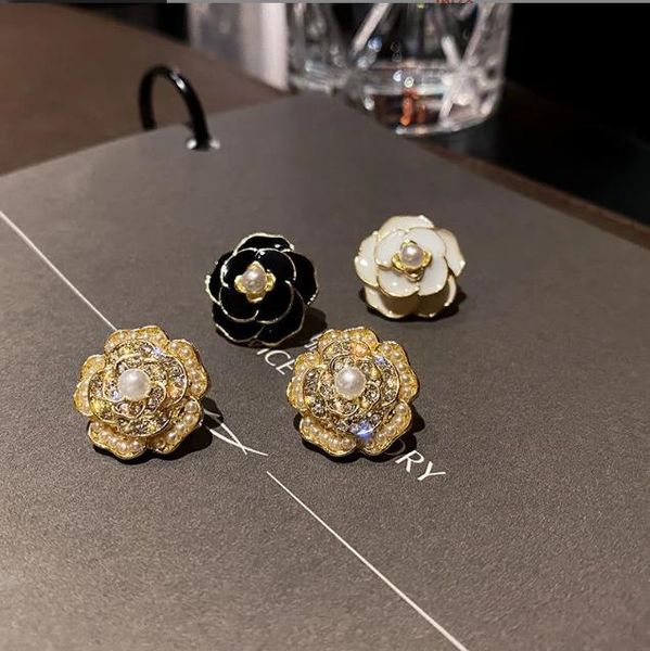 elegant popular camellia ear studs s925 diamond stud earrings classic style beautiful earrings women's wedding jewelry gift 3 color sel, White
elegant popular camellia ear studs s925 diamond stud earrings classic style beautiful earrings women's wedding jewelry gift 3 color sel, White