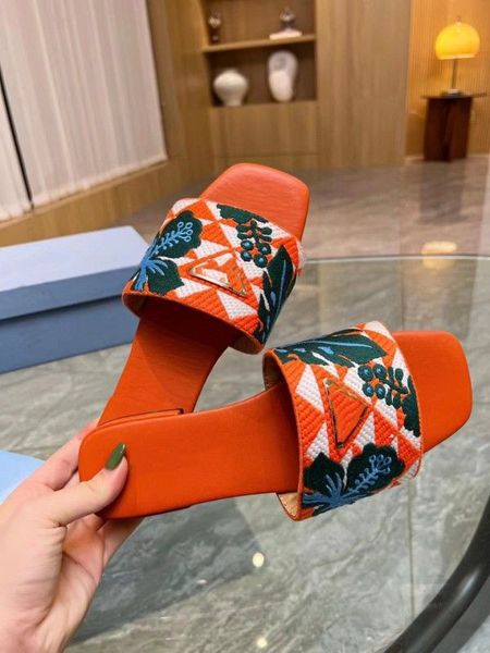 slippers luxury designer sandal embroidered fabric slides slippers black beige multicolor embroidery mules womens home flip flops casual san
slippers luxury designer sandal embroidered fabric slides slippers black beige multicolor embroidery mules womens home flip flops casual san