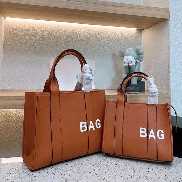 designer large capacity tote bag fashion shoulder bags lettering shopping traveler handbags women zipper closure metal hardware removable st
designer large capacity tote bag fashion shoulder bags lettering shopping traveler handbags women zipper closure metal hardware removable st