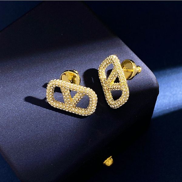 without box women designer studs luxury brass full diamond engagement earring extravagant jewelry, Golden;silver
without box women designer studs luxury brass full diamond engagement earring extravagant jewelry, Golden;silver