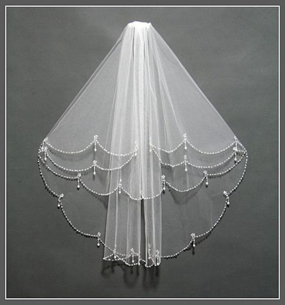 white or ivory short wedding veil with crystal edge pearls with comb 2t beaded bride bridal veils6350283, Black
white or ivory short wedding veil with crystal edge pearls with comb 2t beaded bride bridal veils6350283, Black