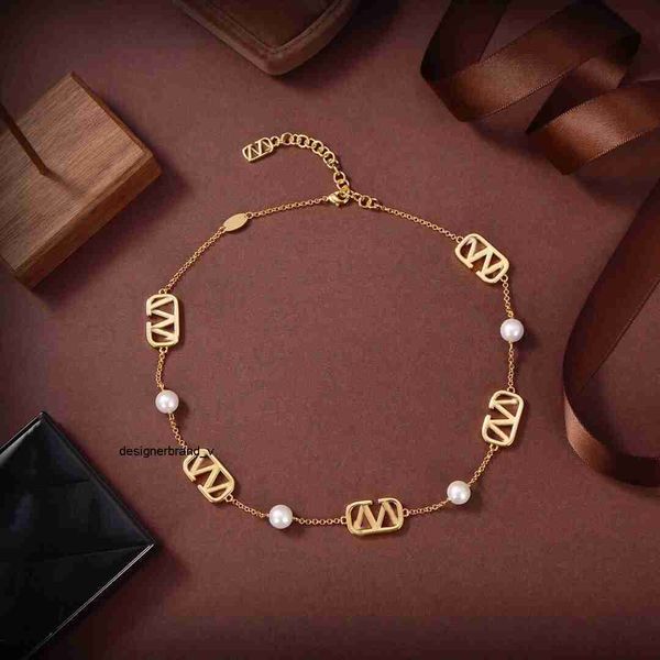 fashion luxury designer pendant necklaces double v letter necklace women valentinoity jewerlry accessories ah1e, Silver
fashion luxury designer pendant necklaces double v letter necklace women valentinoity jewerlry accessories ah1e, Silver