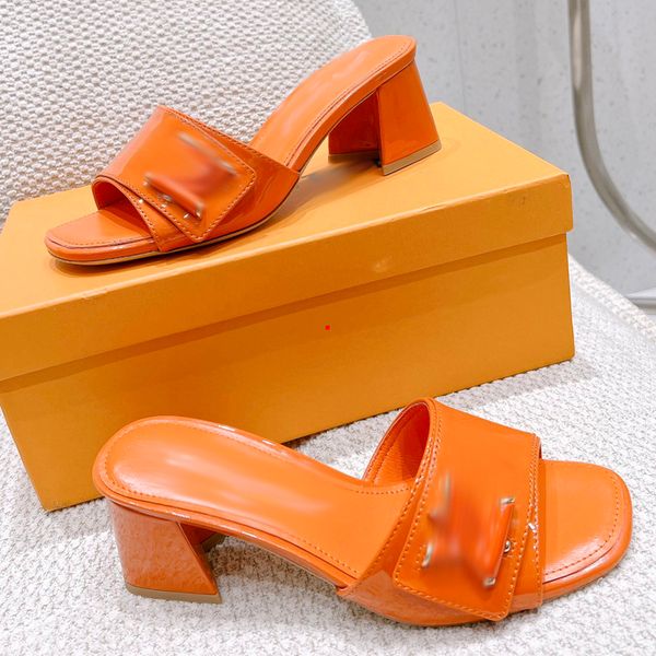 2023 fashion slippers for women fashion luxury floral striped pantoufle summer rubber fabric flats flip flops sliders designer slides sandal, Black
2023 fashion slippers for women fashion luxury floral striped pantoufle summer rubber fabric flats flip flops sliders designer slides sandal, Black