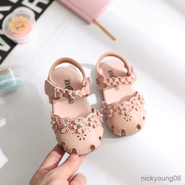 sandals summer baby sandals girls soft bottom sweet children shoes white pink little kids non-slip beach sandals toddler shoes r230529, Black;red
sandals summer baby sandals girls soft bottom sweet children shoes white pink little kids non-slip beach sandals toddler shoes r230529, Black;red