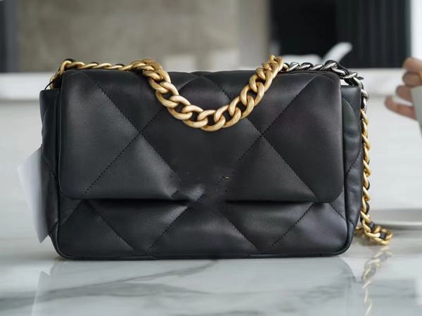 2023 designer bag cc caviar leather bag shoulder bags double cover lady luxury fashion women bag wallet wallet clutch sliver logo
2023 designer bag cc caviar leather bag shoulder bags double cover lady luxury fashion women bag wallet wallet clutch sliver logo