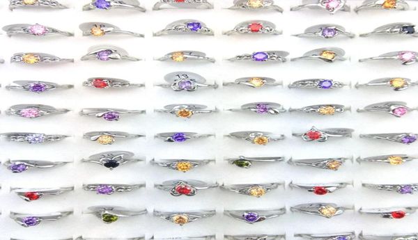whole 50pcs classic style real zircon rings mixed color fashion rings for women wedding bands 4511431, Golden;silver
whole 50pcs classic style real zircon rings mixed color fashion rings for women wedding bands 4511431, Golden;silver