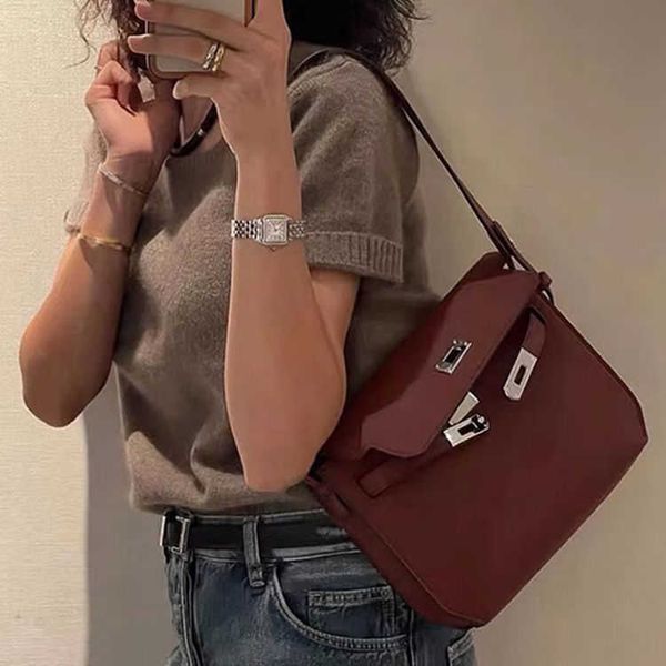 wholesale designer h ermes totes handbags genuine leather kelys bag for women's high-end commuting underarm 2023 new one shoulder cross
wholesale designer h ermes totes handbags genuine leather kelys bag for women's high-end commuting underarm 2023 new one shoulder cross
