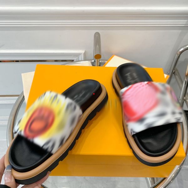 2023 fashion women satin sandals luxury slipper platform sandal fashion satin silk shoes rubber slip on loafers scarf fabric comfortable sli, Black
2023 fashion women satin sandals luxury slipper platform sandal fashion satin silk shoes rubber slip on loafers scarf fabric comfortable sli, Black