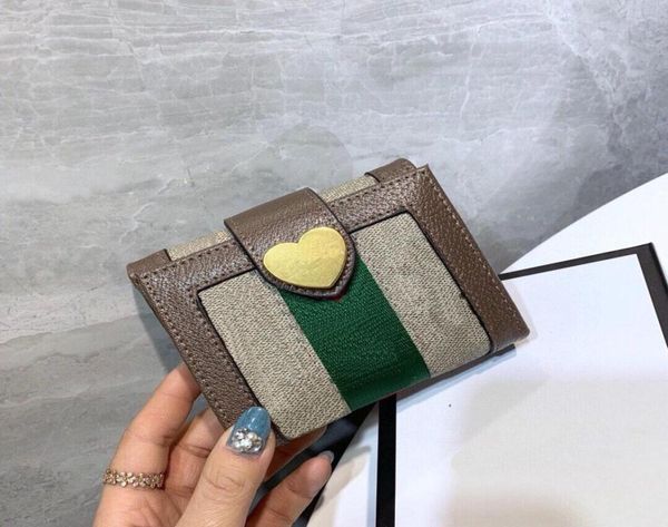 luxury designer fashion short wallet pvc designers classic letter retro card case trend men and women bag wf20121618777716, Red;black
luxury designer fashion short wallet pvc designers classic letter retro card case trend men and women bag wf20121618777716, Red;black