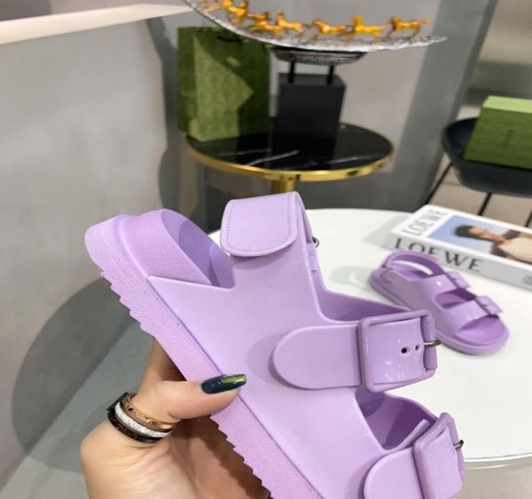 sandals slipper foam runners bags designer women rubber patent leather it is a kind of shoes that can be matched with clothes at w6169255, Black
sandals slipper foam runners bags designer women rubber patent leather it is a kind of shoes that can be matched with clothes at w6169255, Black