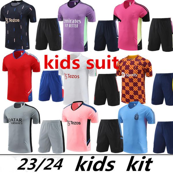 2324 kids short sleeve tracksuit algerie 2023 soccer training suit t-shirt shorts football uniform set algeria shorts zip benzema mbappe lew, Black
2324 kids short sleeve tracksuit algerie 2023 soccer training suit t-shirt shorts football uniform set algeria shorts zip benzema mbappe lew, Black